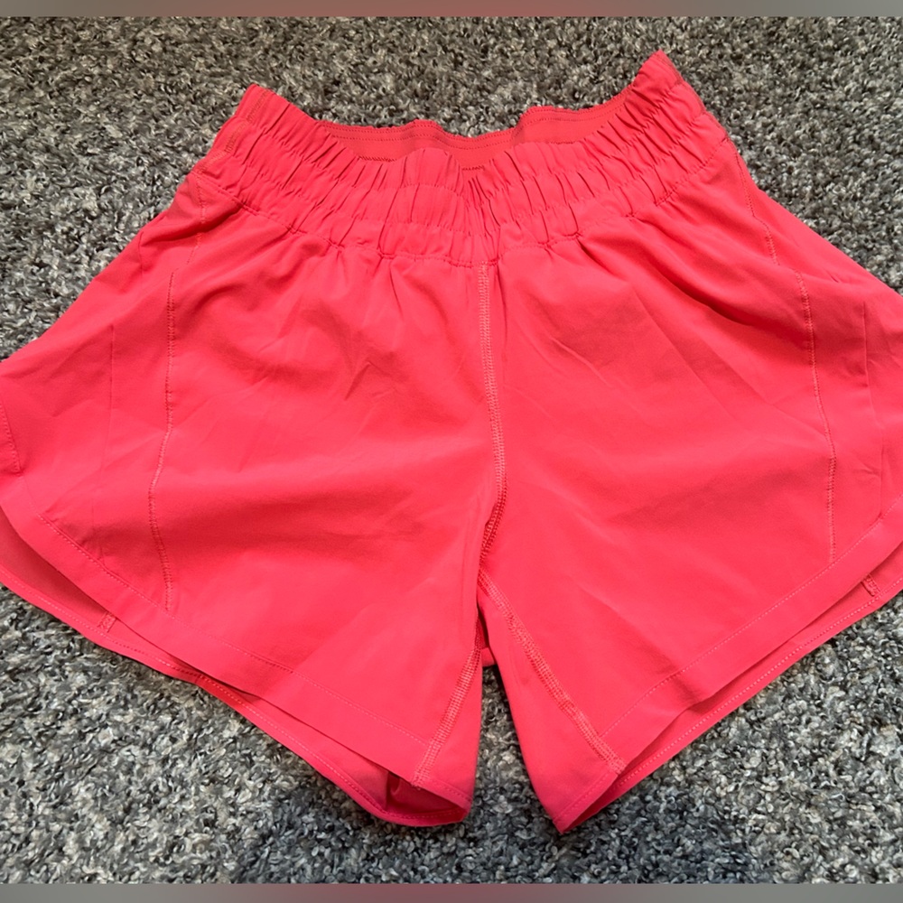 Lululemon Athletica Coral Elastic Waist Shorts